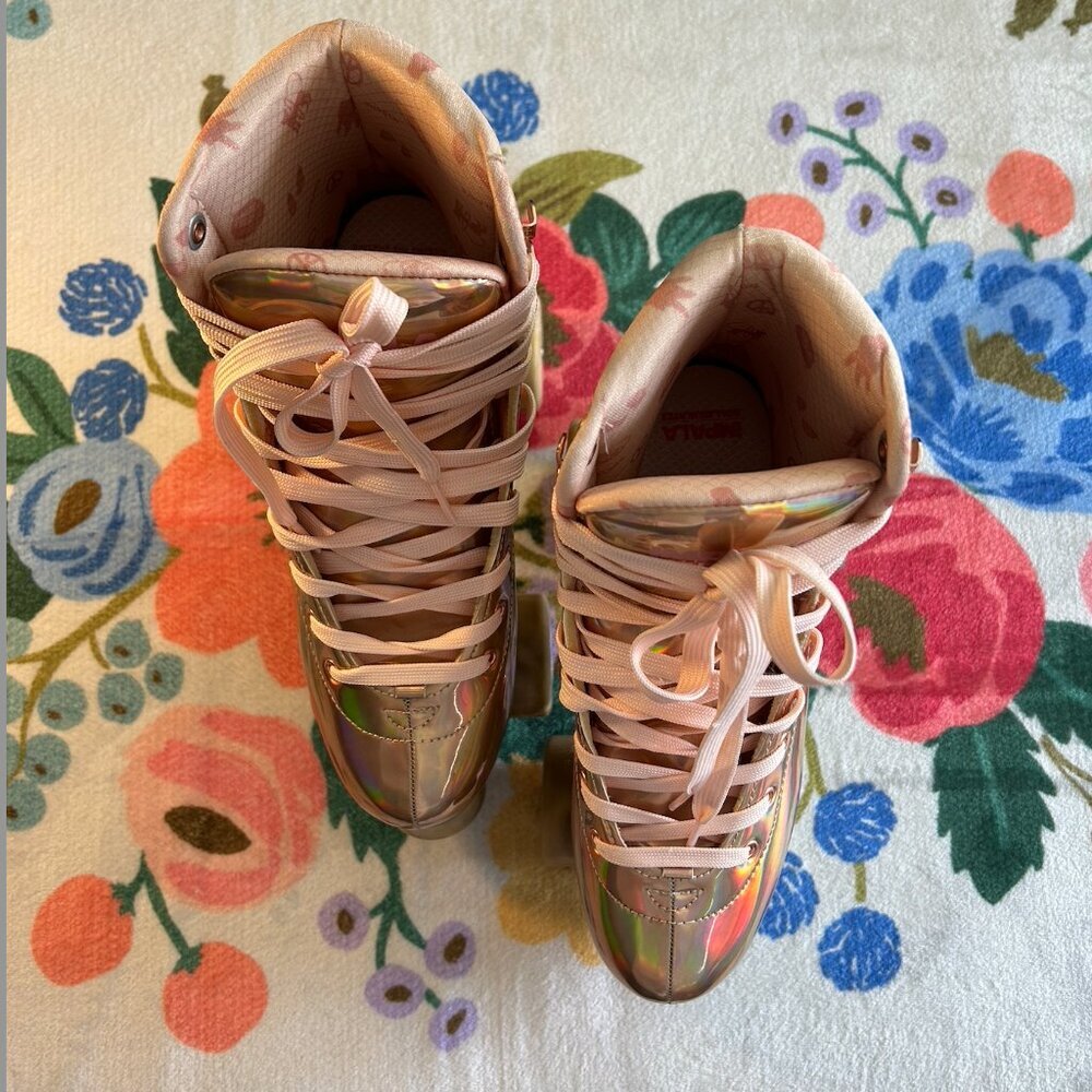 ⭐ Impala Quad Skates – Marawa Rose Holographic Gold | Women’s Size US8 | Worn 2x - Picture 5 of 11